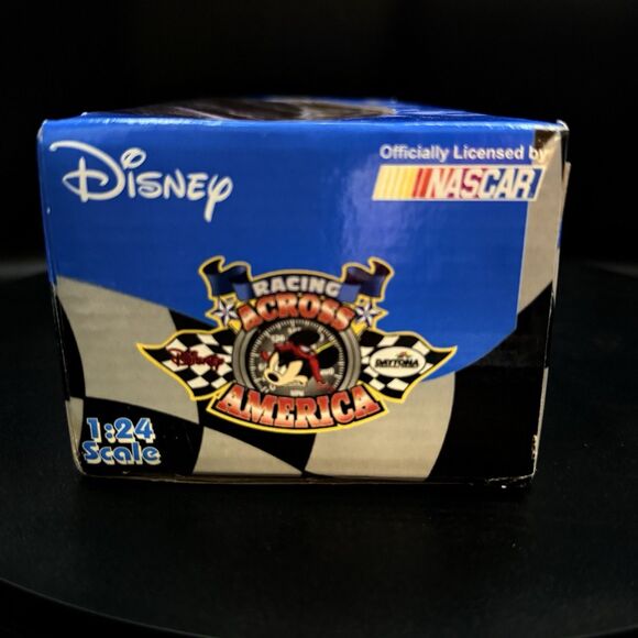 Disney Racing Across America Minnie Mouse #05 NASCAR Diecast Car NIB - Picture 6 of 7